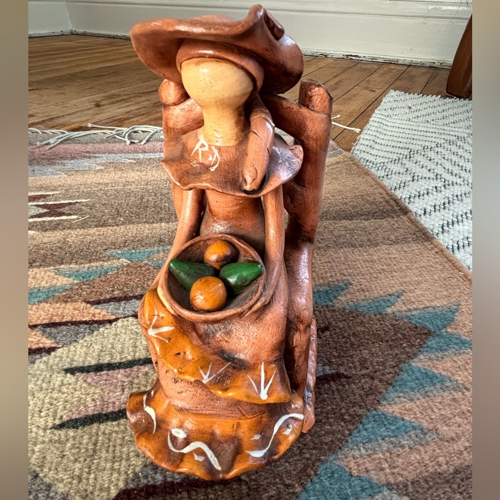 Signed Dominican Republic Terracotta Folk Art Woman Sculpture Caribbean